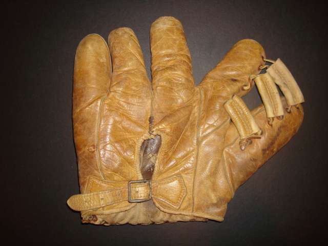 Jim Tabor Globe G52 Back